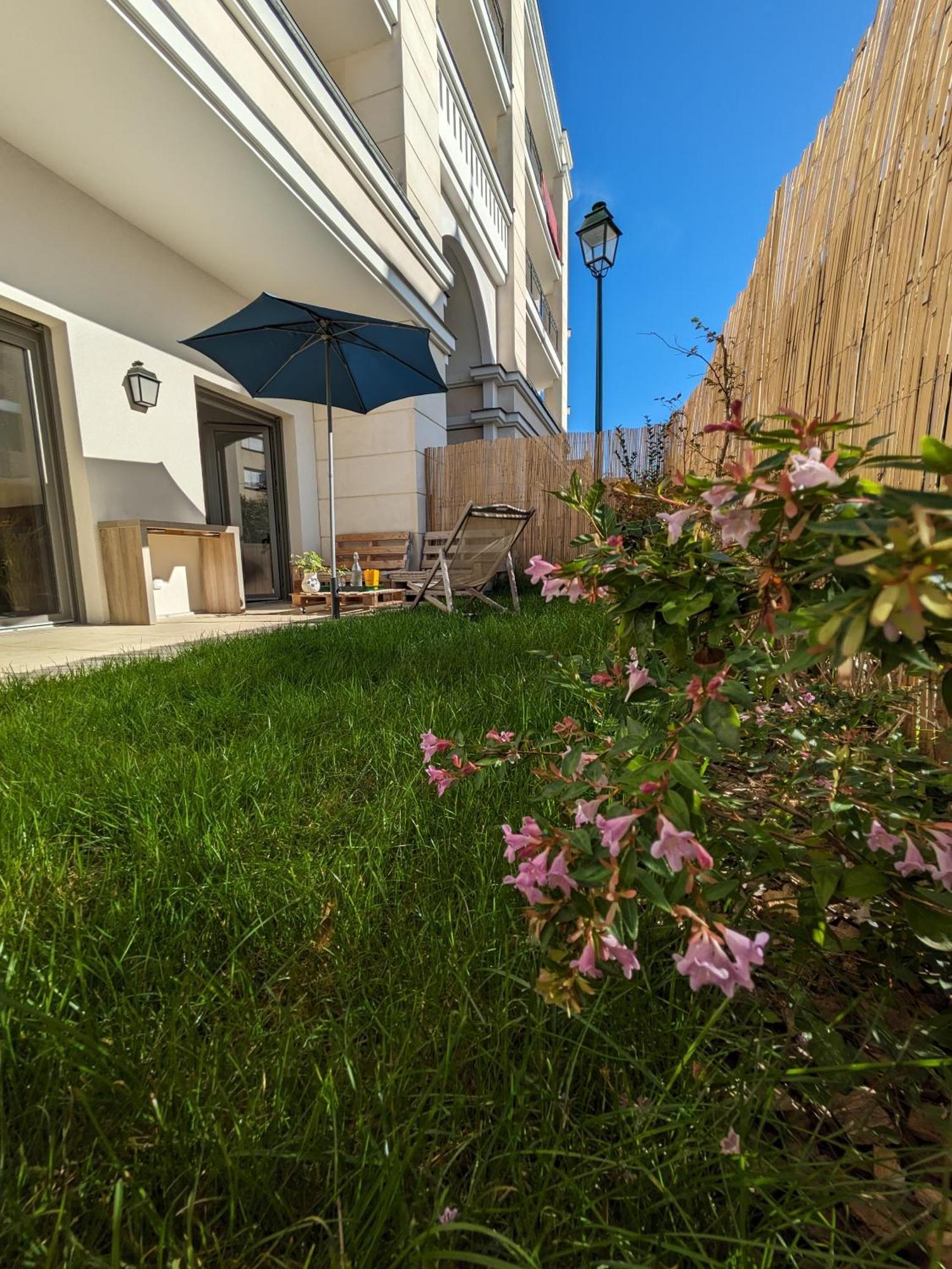 Appartement De Standing Avec Jardin 克拉马 外观 照片